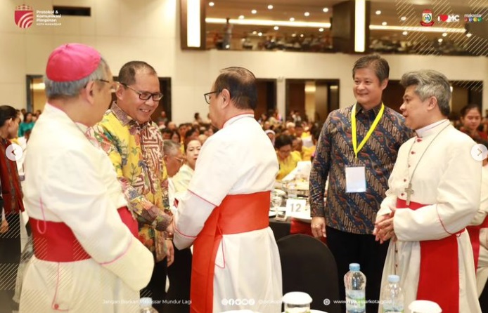 Wali Kota Danny Pomanto Hadiri Tahbisan Uskup Agung Koajutor Keuskupan Agung Makassar
